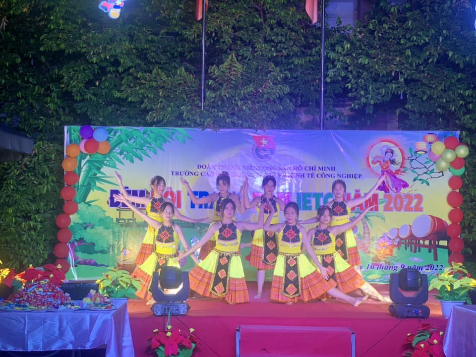 CHƯƠNG TRÌNH “ĐÊM HỘI TRĂNG RẰM” IETC NĂM 2022