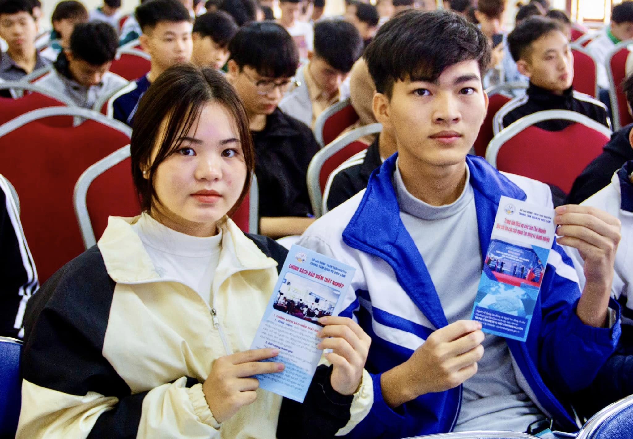 HỘI NGHỊ CUNG CẤP THÔNG TIN THỊ TRƯỜNG LAO ĐỘNG  CHO HỌC SINH, SINH VIÊN