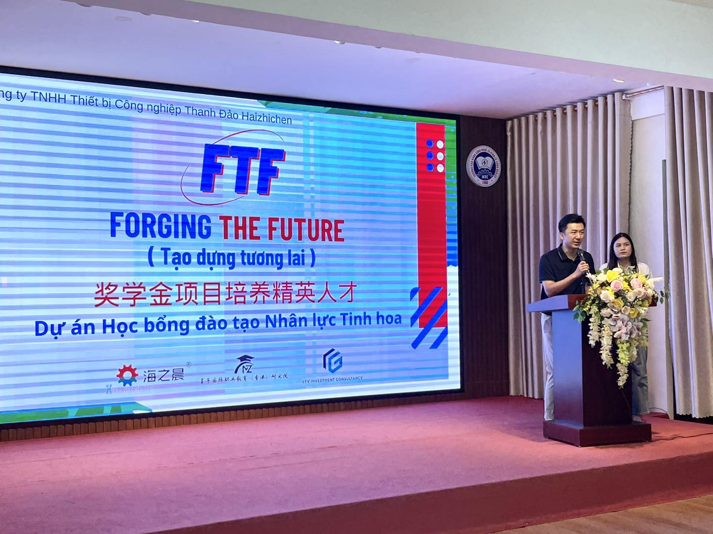 Dự án Học bổng đào tạo Nhân lực Tinh hoa