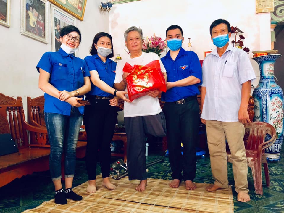 HOẠT ĐỘNG NHỚ VỀ CUỘI NGUỒN KỶ NIỆM NGÀY THƯƠNG BINH, LIỆT SĨ CỦA ĐOÀN TNCSHCM, TRƯỜNG IETC