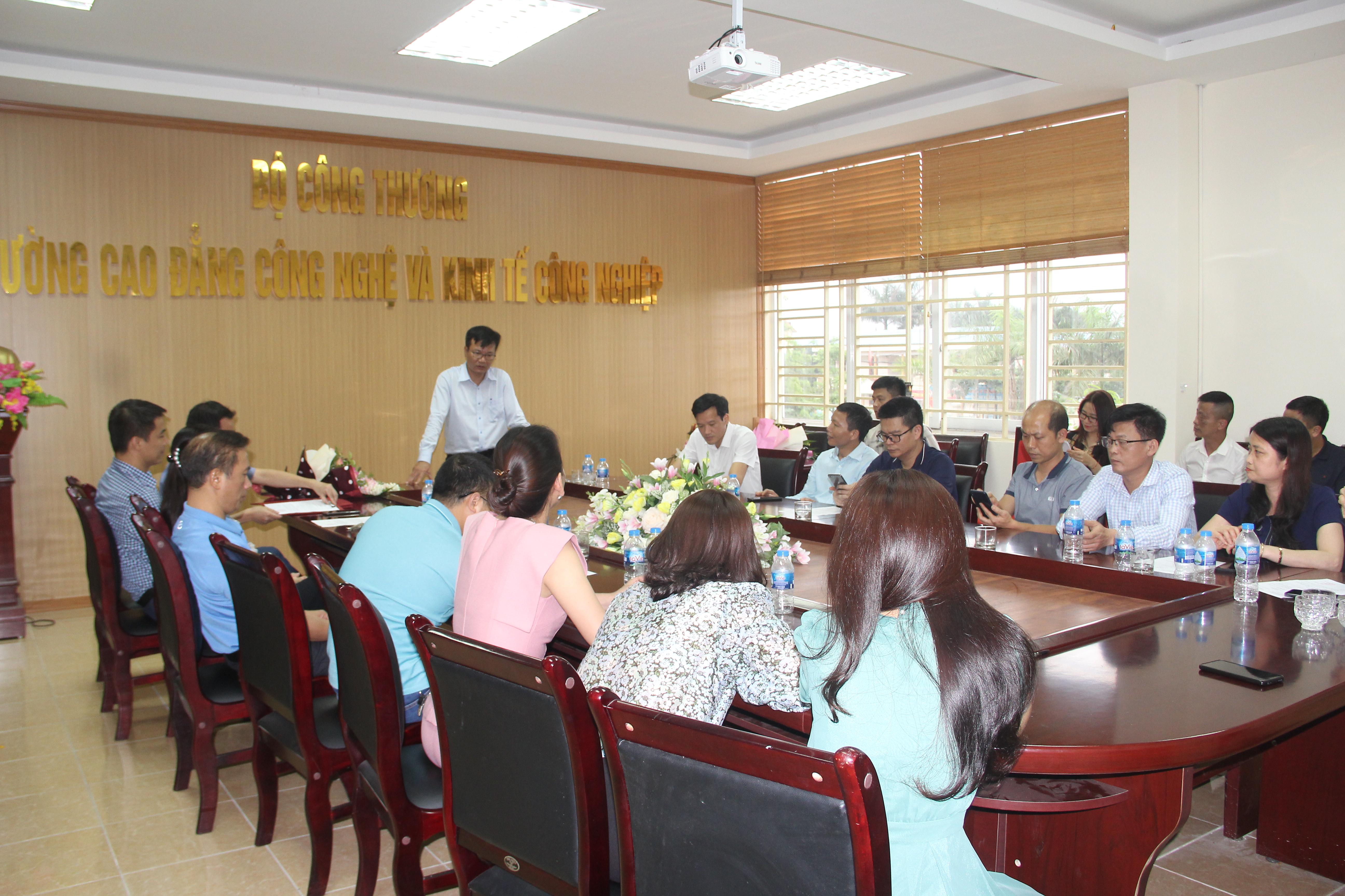 IETC CÔNG BỐ QUYẾT ĐỊNH BỔ NHIỆM, BỔ NHIỆM LẠI CÁN BỘ NĂM 2021. 