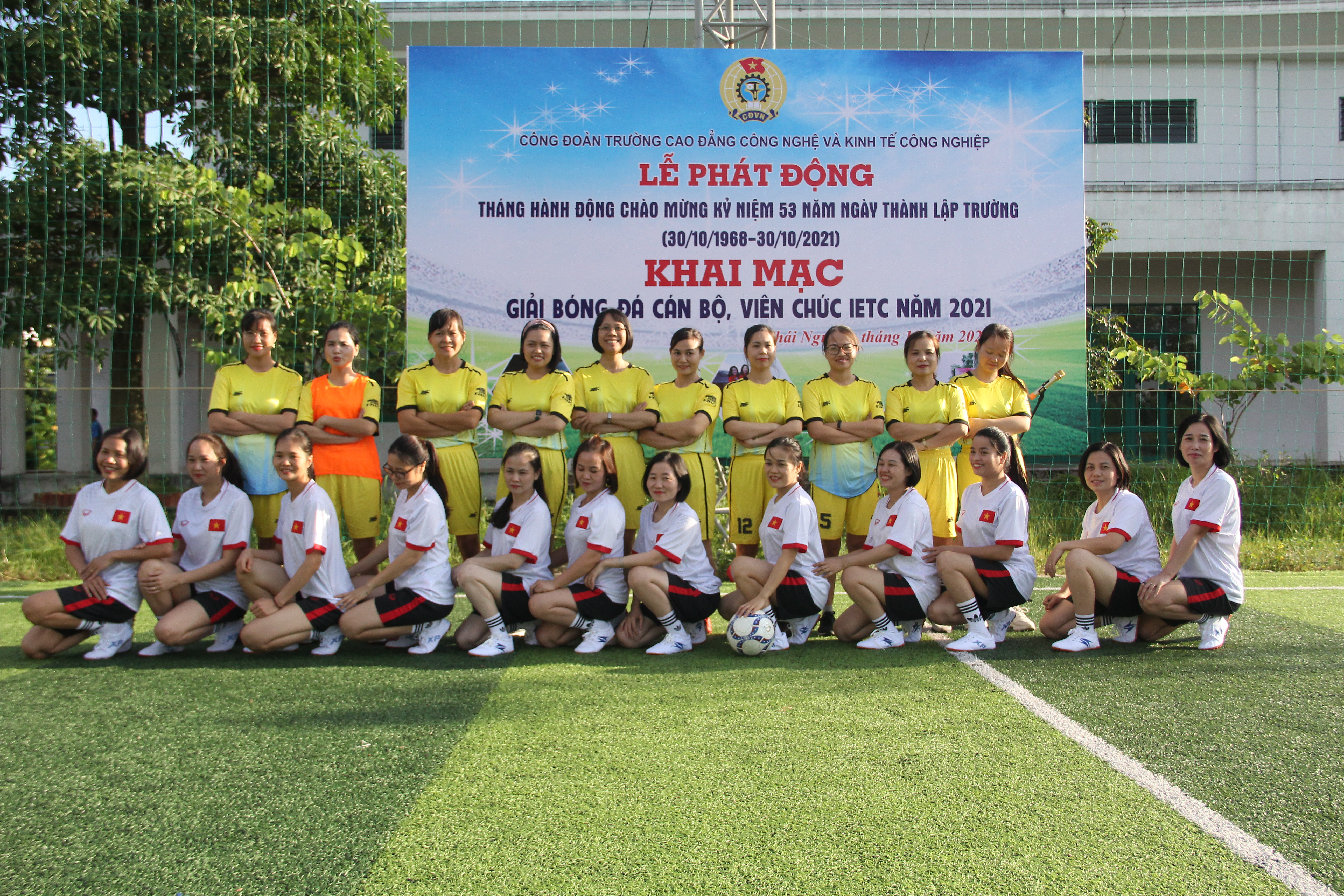 Công đoàn trường IETC tổ chức các hoạt động hướng tới kỷ niệm 53 năm ngày truyền thống nhà trường  (30/10/1968 - 30/10/2021)