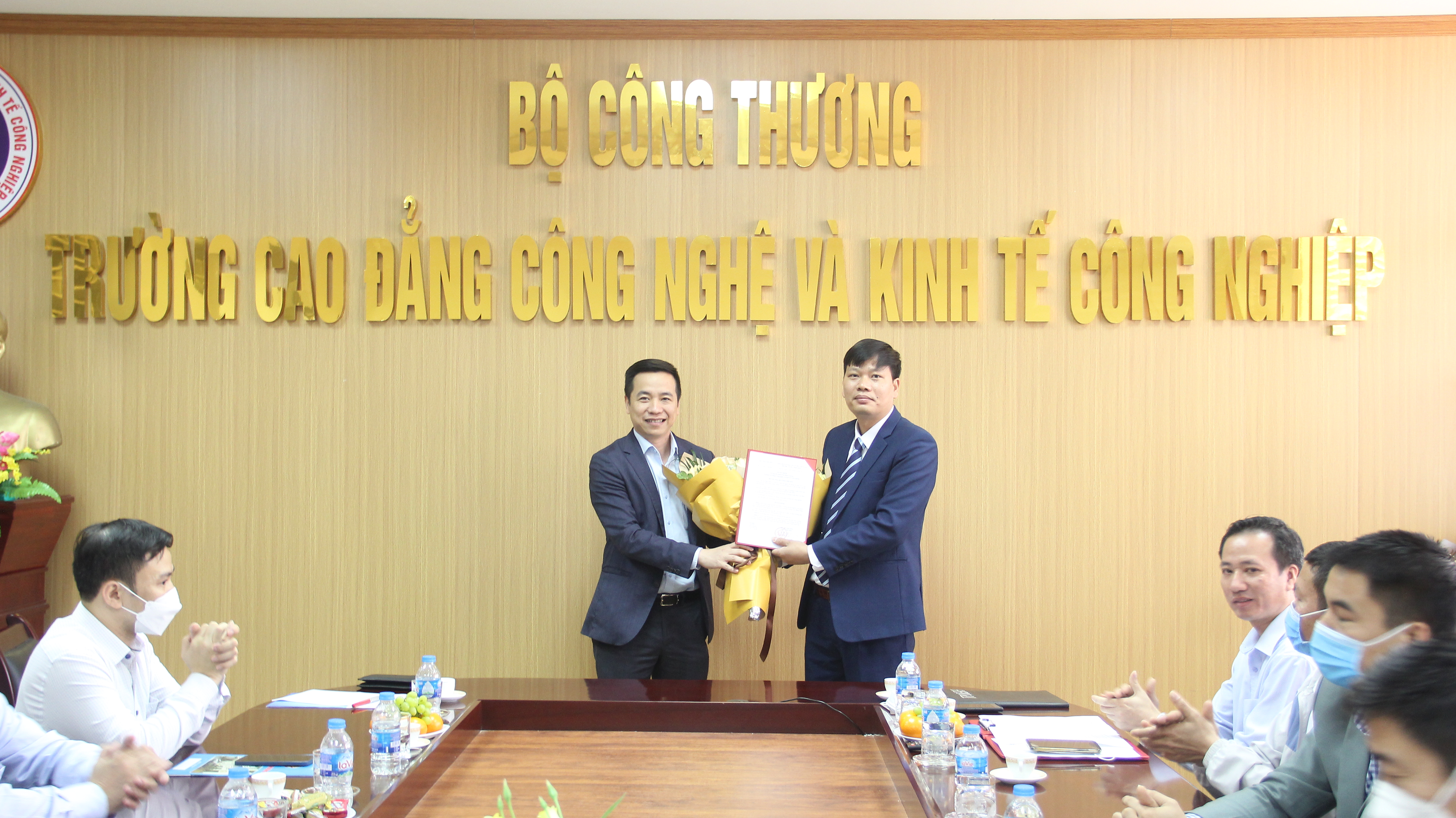 LỄ CÔNG BỐ QUYẾT ĐỊNH BỔ NHIỆM PHÓ HIỆU TRƯỞNG TRƯỜNG IETC