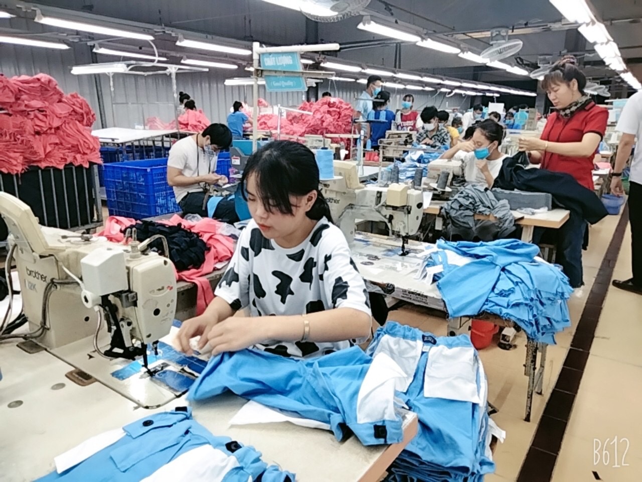 Trải nghiệm thực tập Doanh nghiệp của học sinh nghề Công nghệ May thời trang Trường IETC